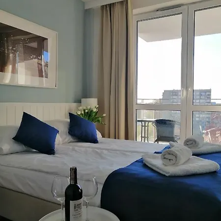 Cicha Przystan Apartamenty Platany Kolobrzeg Exterior photo